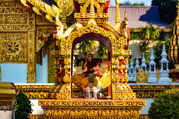 Fototapeta premium A beautiful view of buddhist temple Wat Saeng Kaew at Chiang Rai, Thailand.