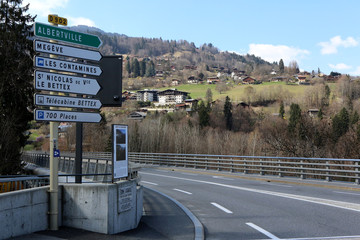 Signalisation routière : D902 - Alberville. megève. Les Contamines. Saint Nicolas de Véroce. Le...