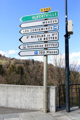 Signalisation routière : D902 - Alberville. megève. Les Contamines. Saint Nicolas de Véroce. Le...