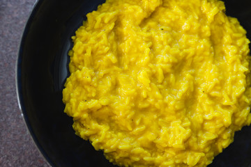 plant-based food, vegan turmeric nutritional yeast risotto