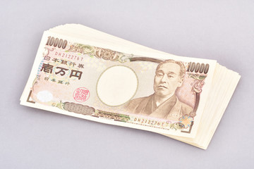 シンプルな現金のイメージ　日本円
