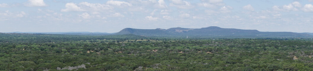 Fototapeta na wymiar panoramic view of the hill country