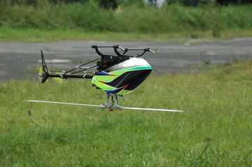 Flying Remote controlled helicopter ,Up side down