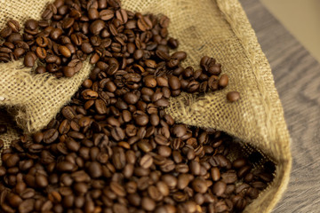 café chocolat noir grain marron