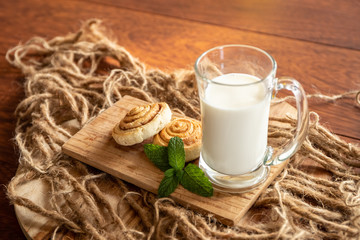 freshly baked cinnamon rolls