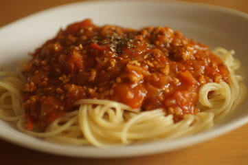 アップのミートソーススパゲティパスタ