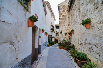 Fototapeta na wymiar Street of the charming ancient city of Letur. Spain.