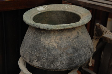 Fototapeta premium old pot of water