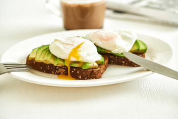 avocado toast with egg poached
