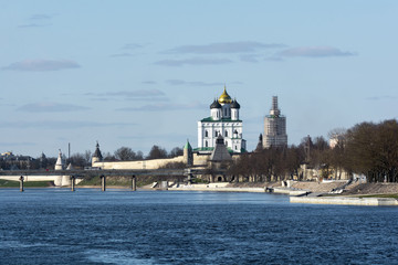 Fototapeta na wymiar View of Trinity Cathedral, Pskov, Russia