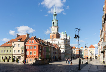 Fototapeta premium Poznan Old Market Square with Town Hall and Fountain of Apollo