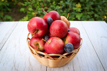red apples in a basket