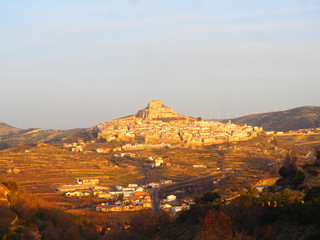 Vistas exteriores de la ciudad fortificada de Morella, en El Maestrazgo.