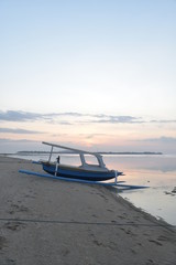 Bateaux sur la plage