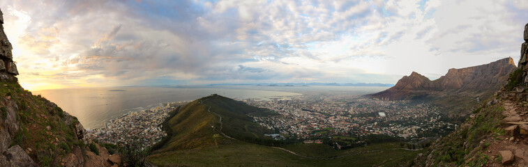 panoramic view of Cape Town and Table Mountain