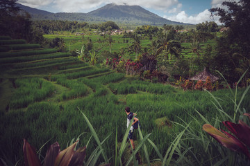 Persona viajando en Bali indonesia 