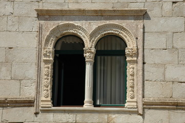Fototapeta na wymiar Stare okno na wyspie Rab