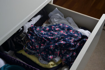 Kleiderschrank