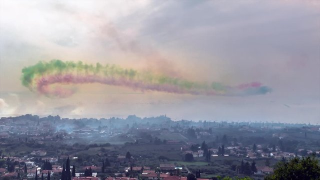 Timelapse frecce tricolore sul lago di garda