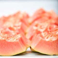 slices of papaya
