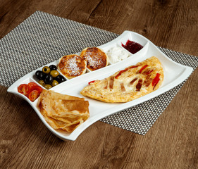 fried egg and other breakfast food