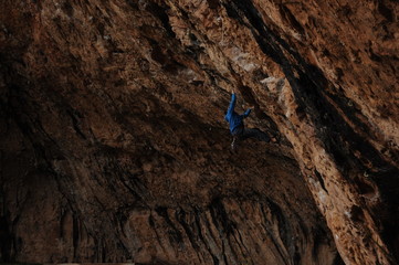 Cueva de santa lynia