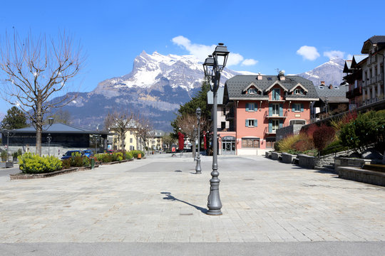 Centre-ville. Alpes françaises. Saint-Gervais-les-Bains. Haute-Savoie. France.