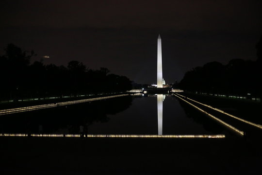 Washington Monument at Night 