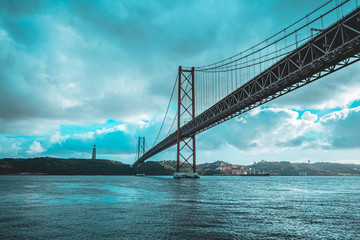 Puente de Lisboa Portugal