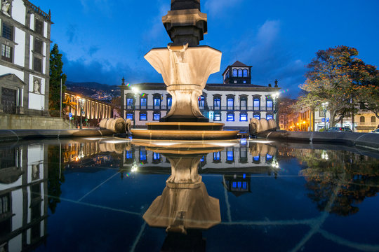 PORTUGAL MADEIRA FUNCHAL FLOWER CITY