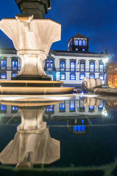 PORTUGAL MADEIRA FUNCHAL FLOWER CITY