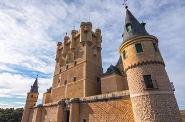 Fototapeta premium View of the beautiful city of Segovia, Castilla y León (Spain). Its famous Alcazar, Cathedral and Roman Aqueduct.