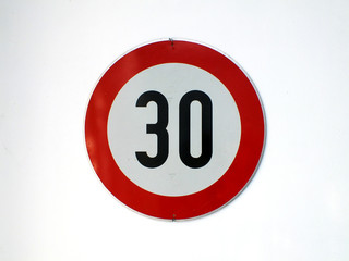 Schild Verkehrsschild dreißig 