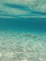 Fototapeta na wymiar sea. blue sea. photo under water. blue sea and white sand