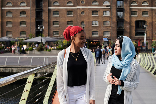 Muslim conversation walk.