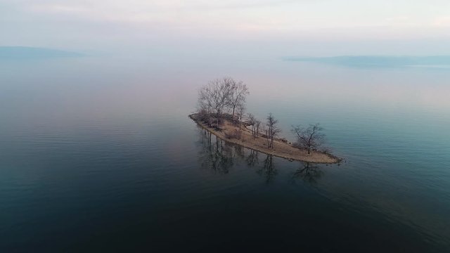 Panning aerial, island in Table Rock Lake