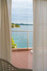 Fototapeta na wymiar croatian house with a sea view