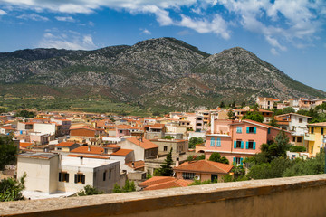 Fototapeta na wymiar Stadtlandschaft Orosei, Provinz Nuoro auf Sardinien 