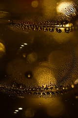 Wassertropfen Hintergrundbild - Kondenswasser in einer Sprühflasche