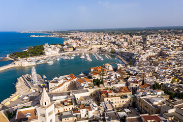Aerial view, Cathedral of San Nicola Pellegrino, Sea Cathedral of Trani, Puglia, Southern Italy, Italy, - obrazy, fototapety, plakaty