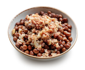 bowl of boiled gray peas