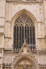 Obraz premium The beautiful gothic cathedral Saint-Michel et Sainte-Gudule St. Michael and St. Gudula Cathedral in Brussels.