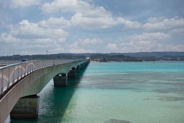 Obraz premium Kouri Bridge at Okinawa, Japan