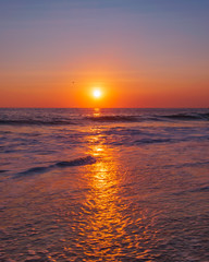 Obraz premium Beautiful sunset in Acapulco's beach