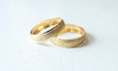 anillos de oro
