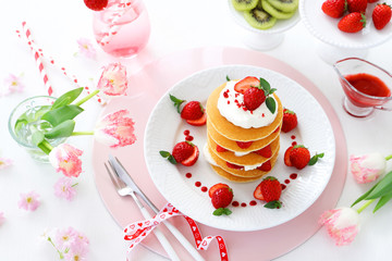 いちごパンケーキ