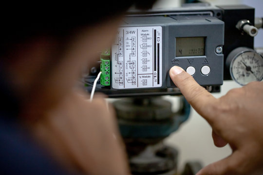 calibrate control valve ps2