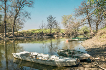 Obraz premium boats on the river