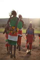 Obraz premium group of Maasai warriors jumping