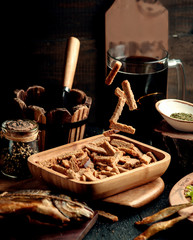 crackers with beer on the table